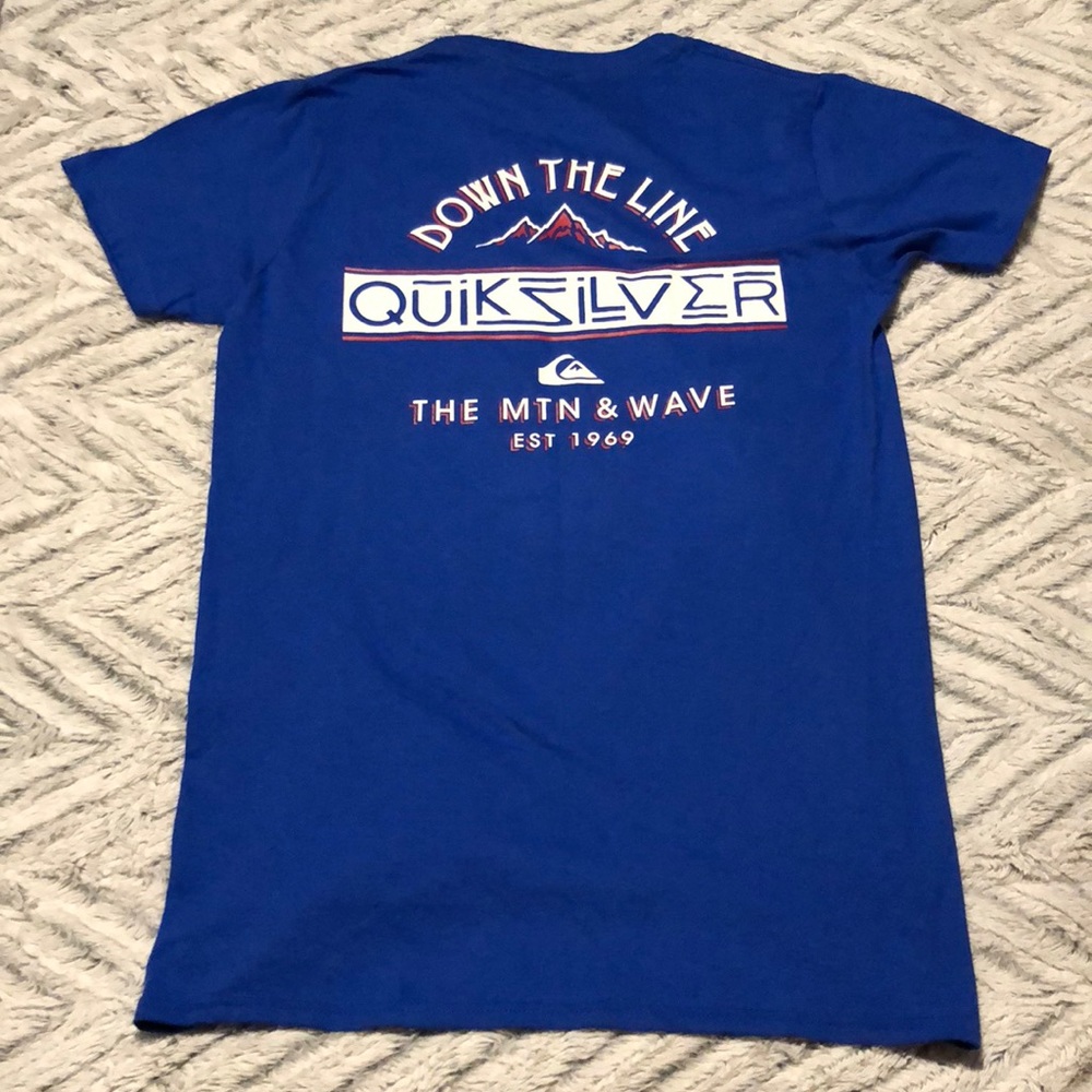 NWOT // Quicksilver Mtn & Wave Tee